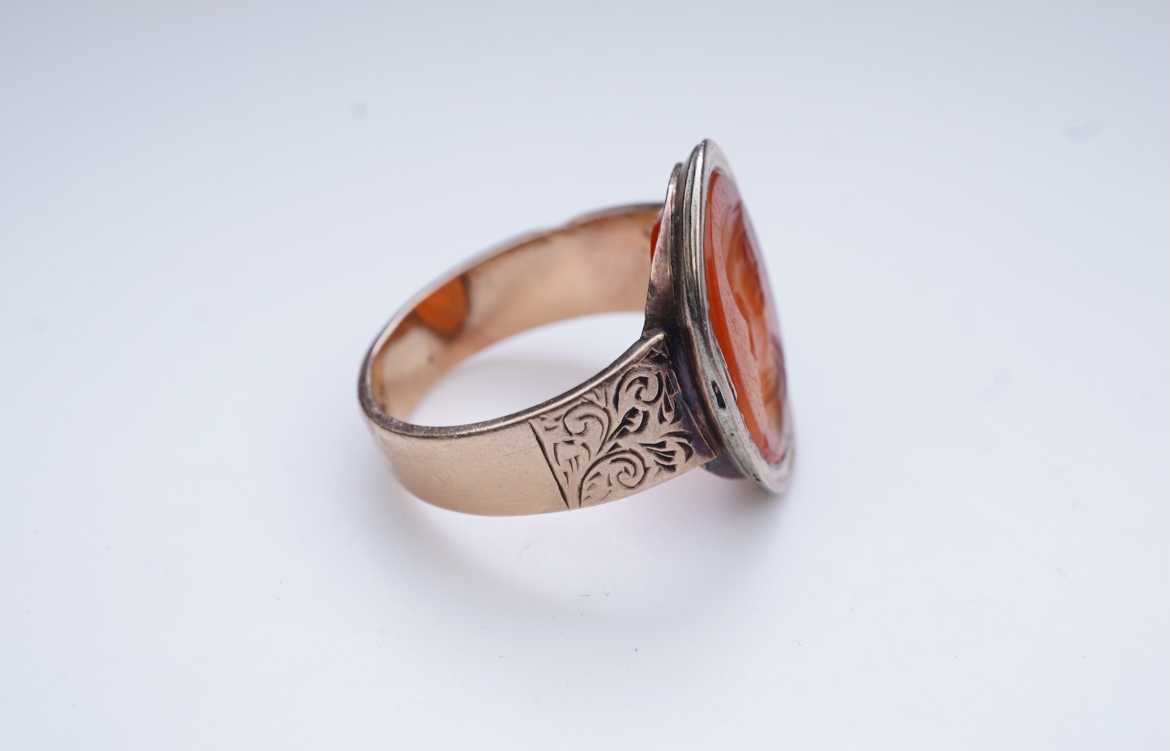 A carnelian intaglio ring, late 19th/early 20th century